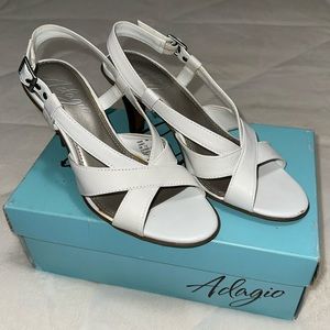 Adagio leather sandals ,size 7 M